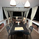 La Terrazza Dei Sogni Апартаменты Устика