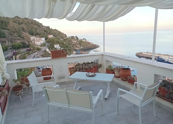 La Terrazza Dei Sogni 公寓 乌斯蒂卡